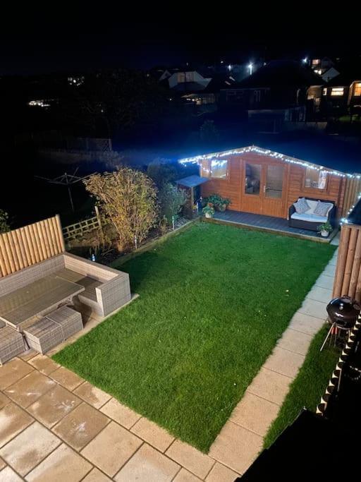 Modern 4 Bedroom House In Weymouth Sunny Corner Екстериор снимка