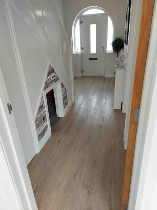 Modern 4 Bedroom House In Weymouth Sunny Corner Екстериор снимка